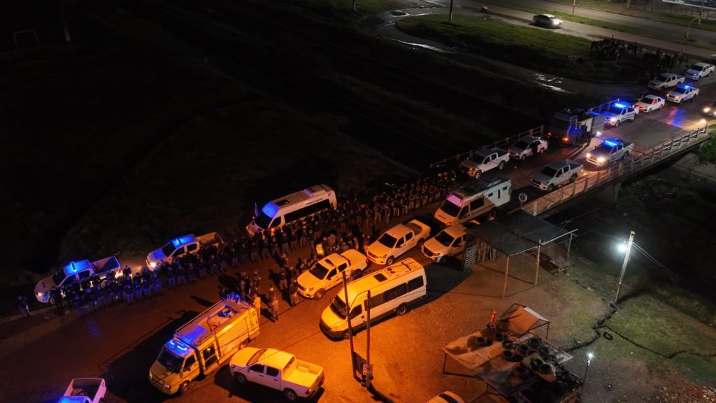 Desalojan predios usurpados en inmediaciones al barrio Emerenciano