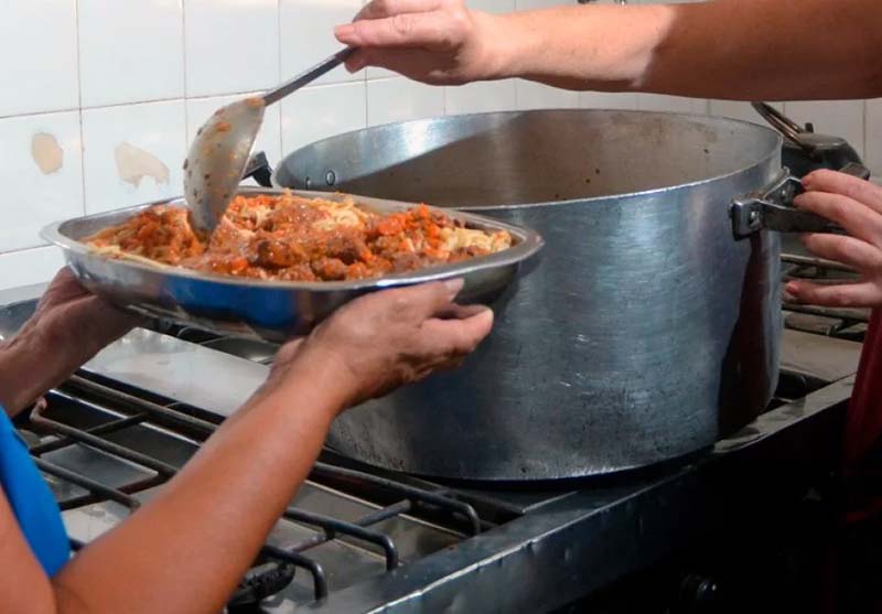 El Serpaj lanza este lunes desde Plaza de Mayo una nueva campaña contra el hambre Comedores Comunitarios234
