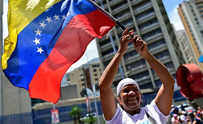 Venezuela vota y decide este domingo entre continuidad o cambio en jornada histórica para ese país Venezuela vota y decide este domingo entre continuidad o cambio en jornada histórica para ese país
