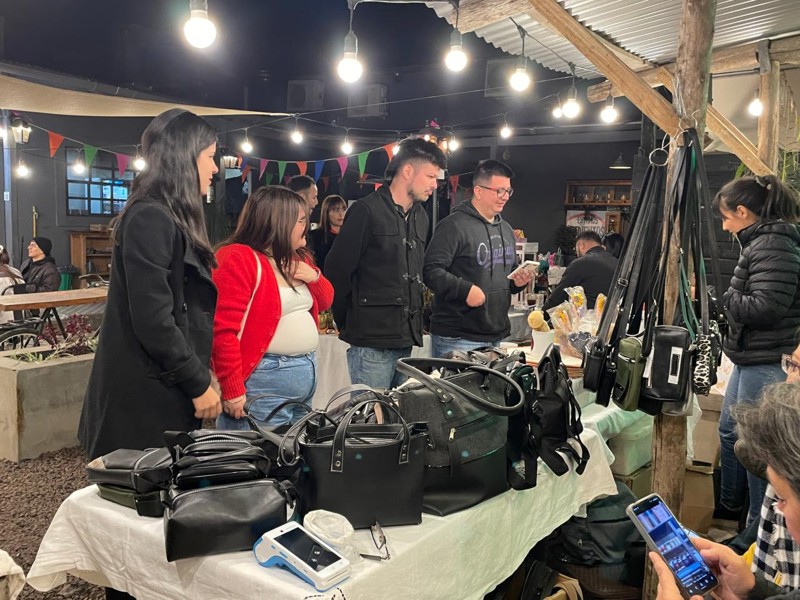 “Pinta Feria”, una nueva forma de disfrutar Resistencia “Pinta Feria”, una nueva forma de disfrutar Resistencia