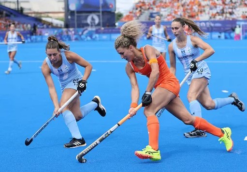 Las Leonas perdieron 3-0 ante Países Bajos y deberán ir por el bronce en los Juegos Olímpicos Las Leonas perdieron 3-0 ante Países Bajos y deberán ir por el bronce en los Juegos Olímpicos