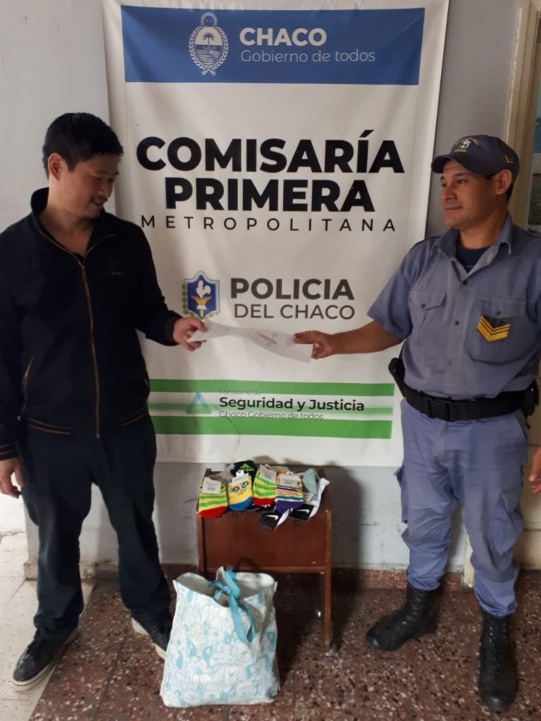 Fueron sorprendidas mientras robaban 100 mil pesos en medias