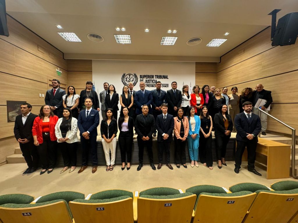 Juraron 30 abogadas y abogados ante el STJ