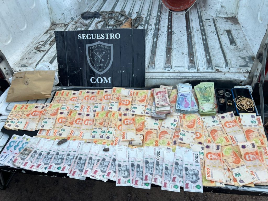 Atraparon a una joven con más de 240 bochitas de cocaína