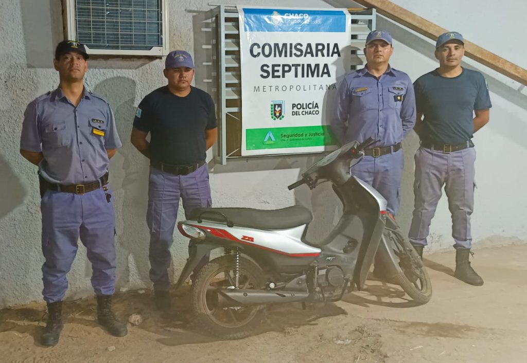 Recuperan una moto robada en el barrio Llaponagat
