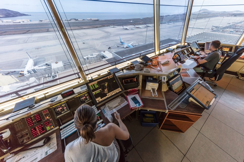 Controladores Aéreos ratificaron su adhesión al paro nacional del 10 de abril y se confirma que no habrá vuelos