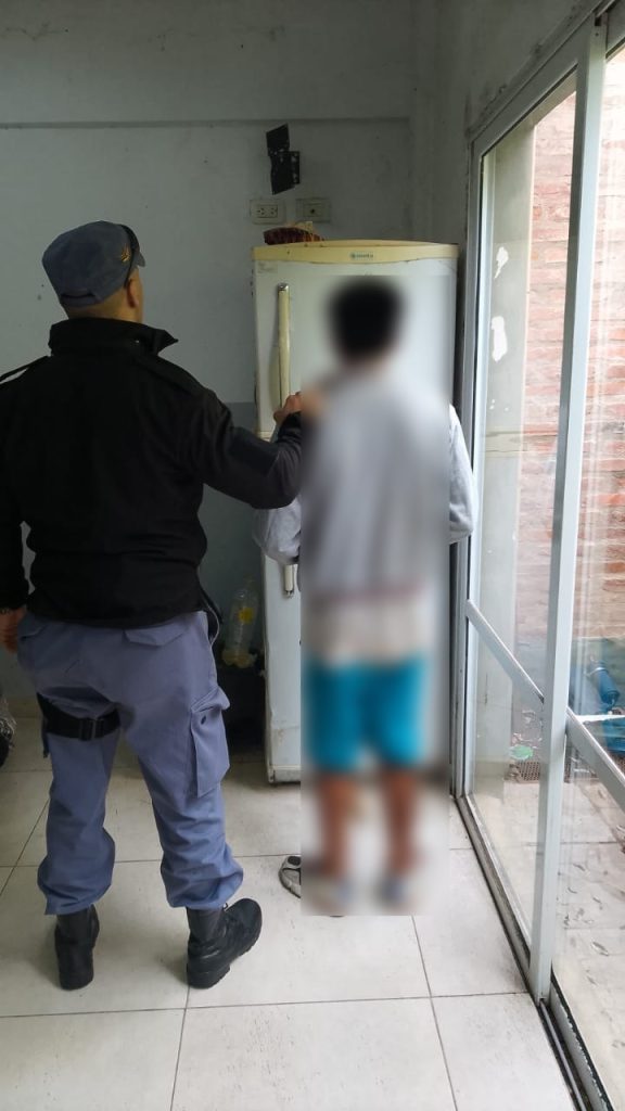 Padre e hijo detenidos por la muerte de un hombre