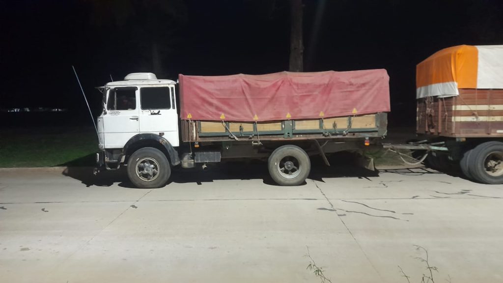 Descubren un camión con pedido de secuestro en un control de Policía Caminera en Makallé