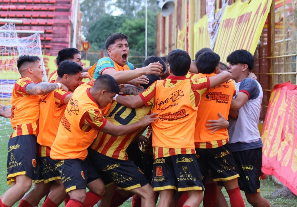 Federal “A”: Sarmiento viaja a Santiago del Estero para enfrentarse con su homónimo de La Banda