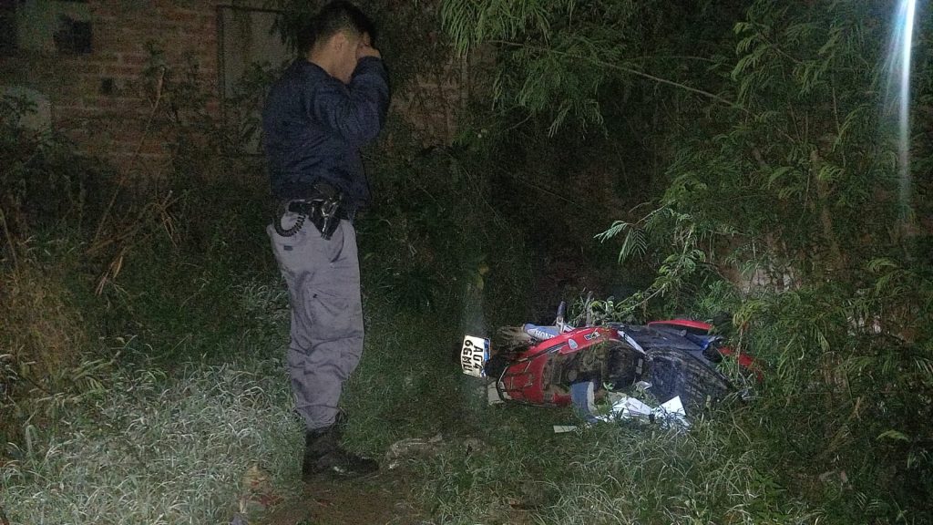 Violento asalto en el barrio Toba: un hombre herido de bala y una moto recuperada