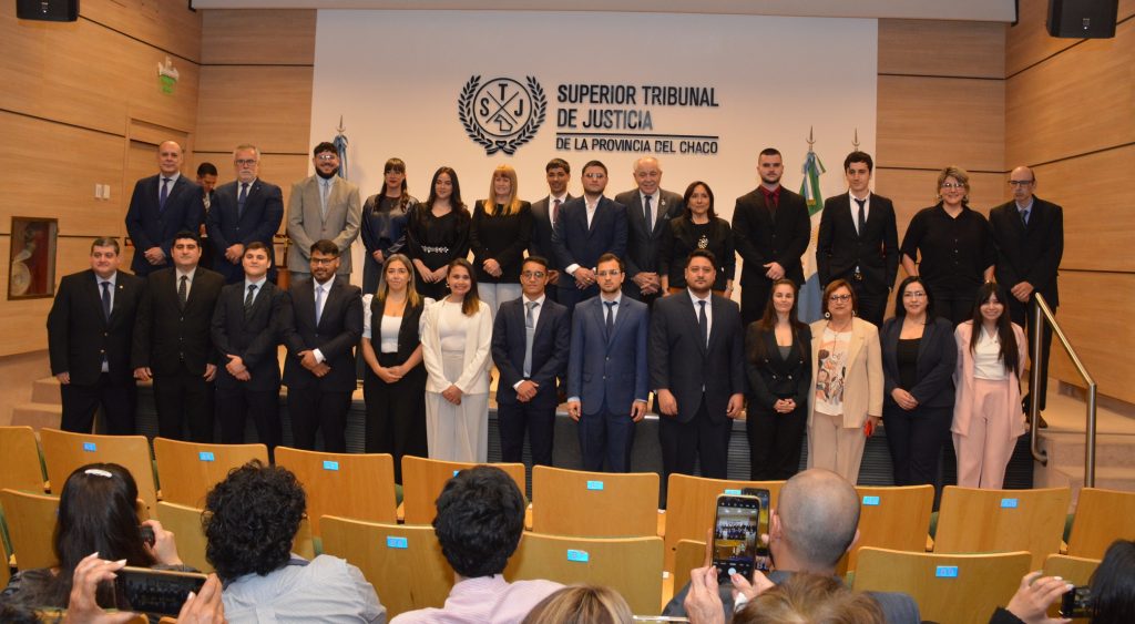 Juraron abogadas, abogados y procuradora ante el Superior Tribunal de Justicia del Chaco