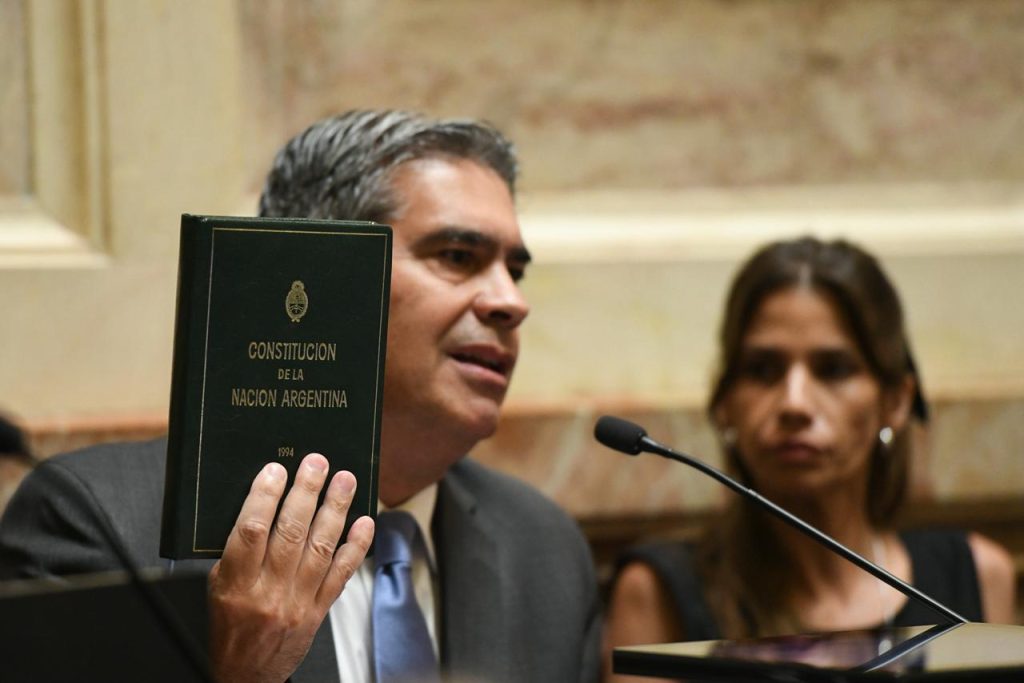 Capitanich intenta mediación con los gobernadores para que no rompan con el PJ en 2027