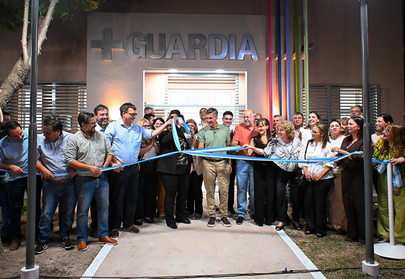 Zdero inauguró el edificio de la Guardia del Hospital de Coronel Du Graty Zdero inauguró el edificio de la Guardia del Hospital de Coronel Du Graty