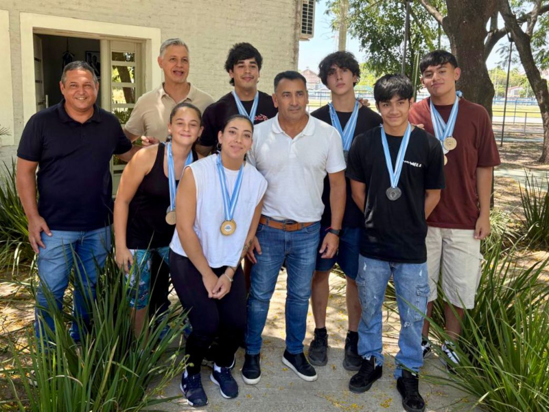 El Instituto del Deporte Chaqueño recibió a los campeones nacionales 2025 de levantamiento de pesas El Instituto del Deporte Chaqueño recibió a los campeones nacionales 2025 de levantamiento de pesas
