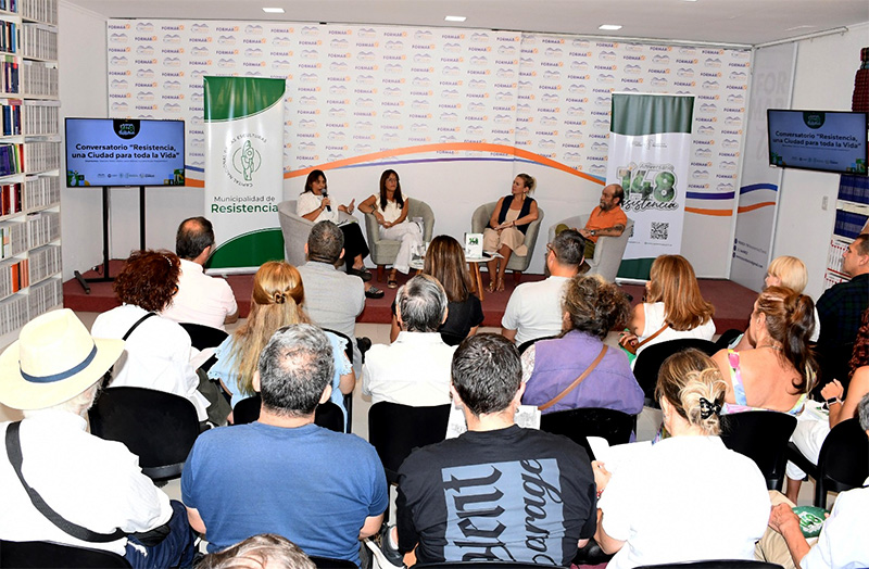 Conversatorio sobre historia y cultura para celebrar los 148 años de Resistencia Conversatorio sobre historia y cultura para celebrar los 148 años de Resistencia