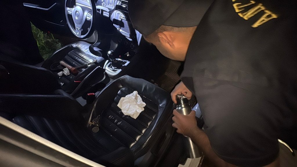 Cocaína valuada en millones fue secuestrada tras un operativo cerrojo en Charata Cocaína valuada en millones fue secuestrada tras un operativo cerrojo en Charata