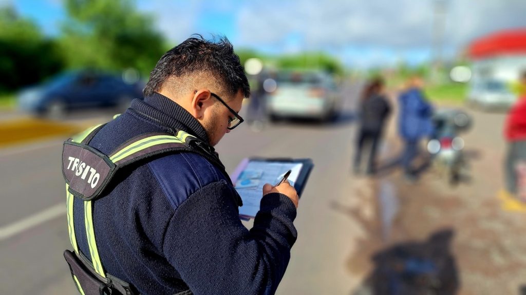 Controles de tránsito en Resistencia: secuestraron 24 motos y un auto en distintos operativos