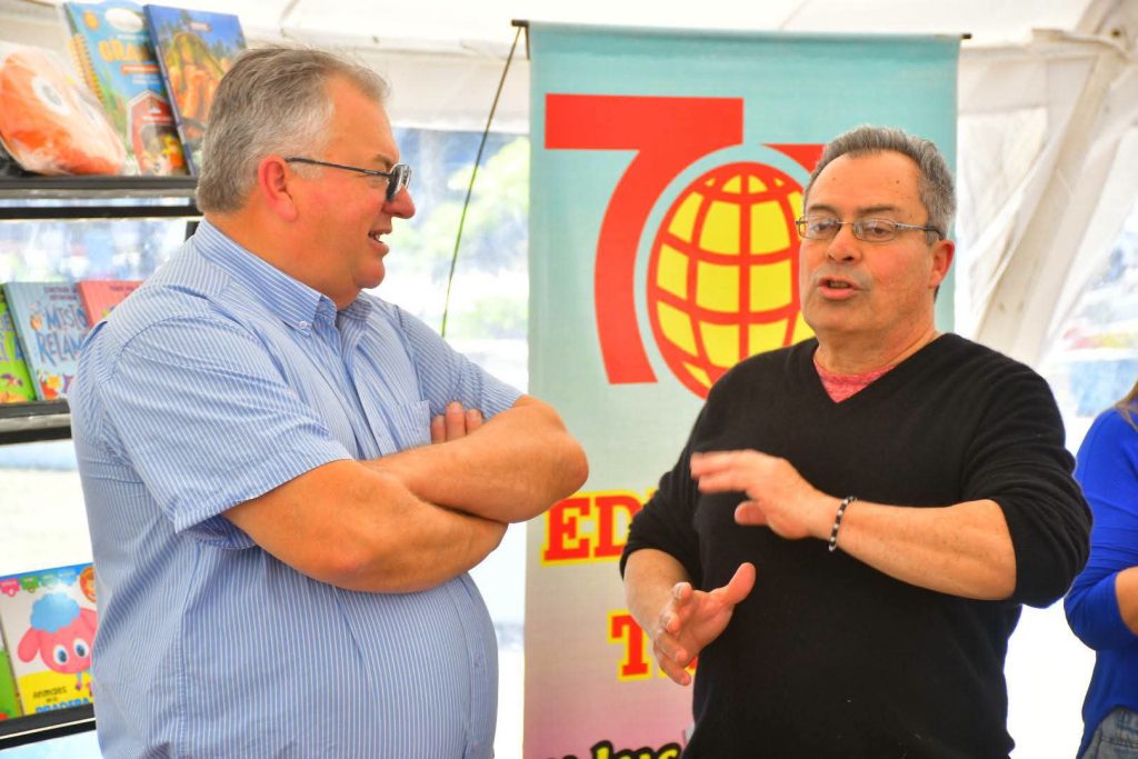 Quedó inaugurada la Feria del Libro “Castelli Lee”, espacio de encuentro entre lectores, escritores e instituciones