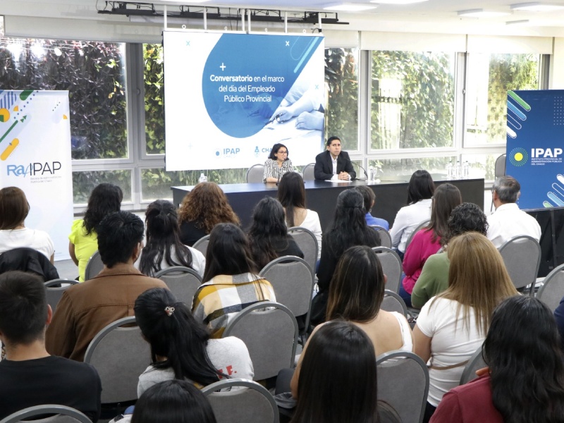 Día del Empleado Público: el Gobierno expuso logros en la gestión de los servicios estatales Día del Empleado Público: el Gobierno expuso logros en la gestión de los servicios estatales