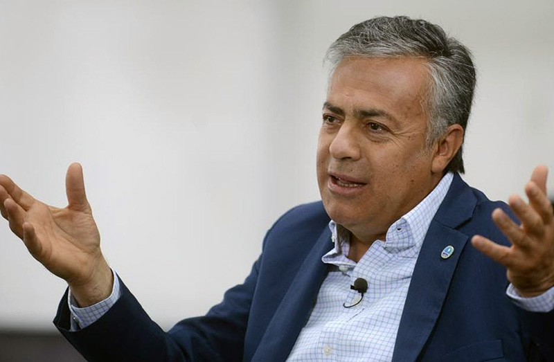 Cornejo le advirtió a Milei que respaldará el ajuste si no toca los recursos de Mendoza Cornejo le advirtió a Milei que respaldará el ajuste si no toca los recursos de Mendoza