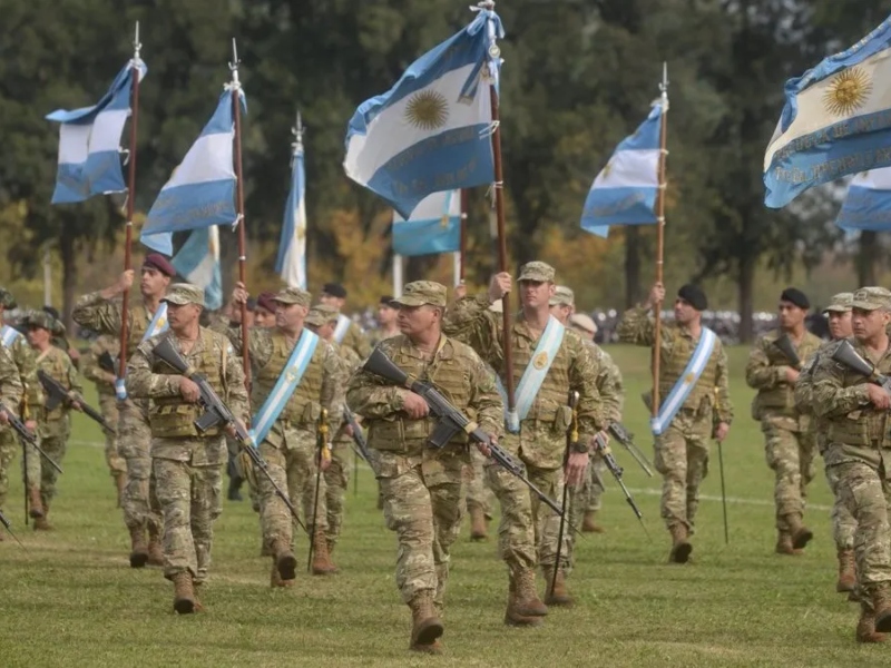 Otorgan bono de fin de año por 70 mil pesos a fuerzas armadas, de seguridad y Servicio Penitenciario Otorgan bono de fin de año por 70 mil pesos a fuerzas armadas, de seguridad y Servicio Penitenciario