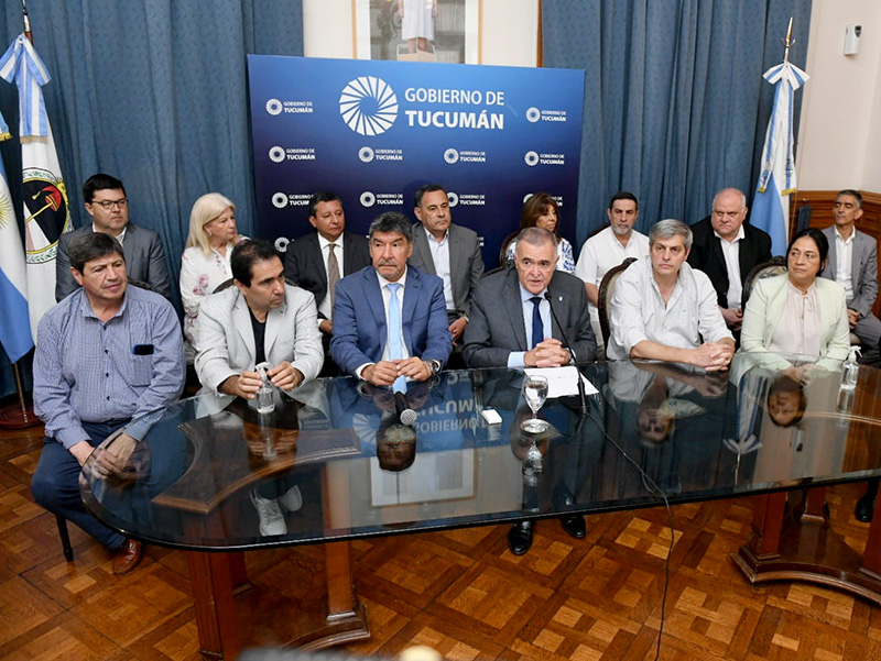 Jaldo: “El Gobierno nacional accedió mayoritariamente a pedidos de Tucumán” Jaldo: “El Gobierno nacional accedió mayoritariamente a pedidos de Tucumán”