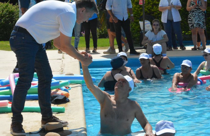 Zdero acompañó las actividades y la colonia de vacaciones en el Jaime Zapata Zdero acompañó las actividades y la colonia de vacaciones en el Jaime Zapata