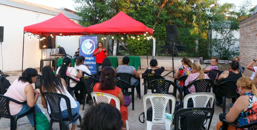 Mes de la Mujer: el municipio organizó una charla sobre asistencia integral en el barrio Mapic