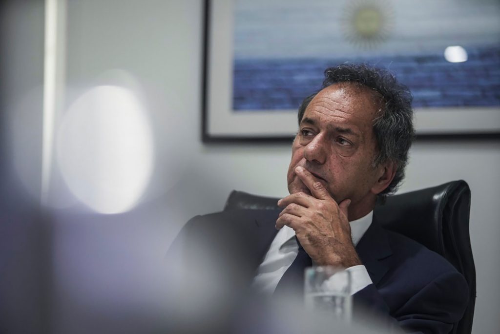 Scioli pidió “el Premio Nobel de Economía para Milei”