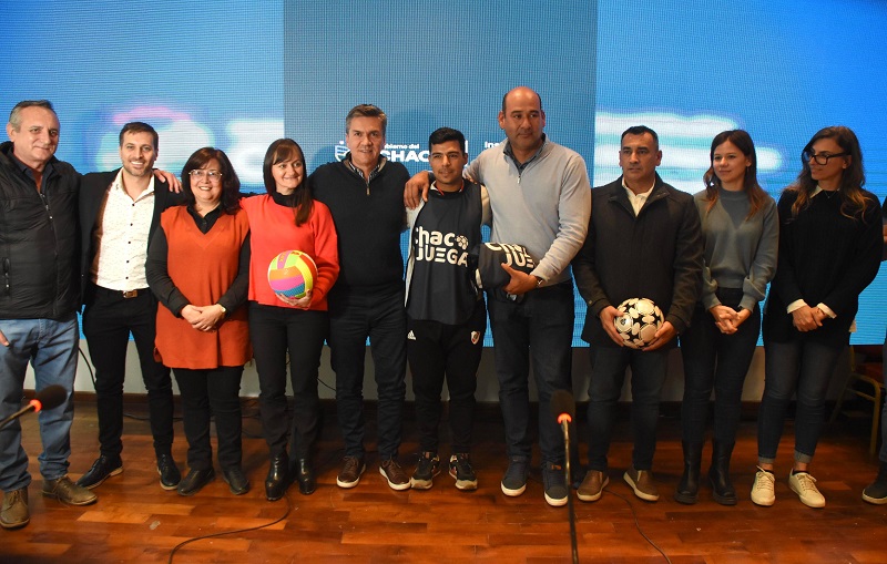 Desde Sáenz Peña, el gobernador Zdero presentó el programa “Chaco Juega” Desde Sáenz Peña, el gobernador Zdero presentó el programa “Chaco Juega”