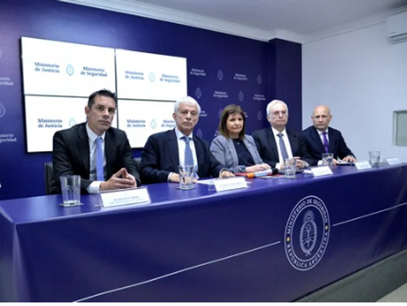 El Gobierno presentó un proyecto para bajar la edad de imputabilidad a 13 años El Gobierno presentó un proyecto para bajar la edad de imputabilidad a 13 años