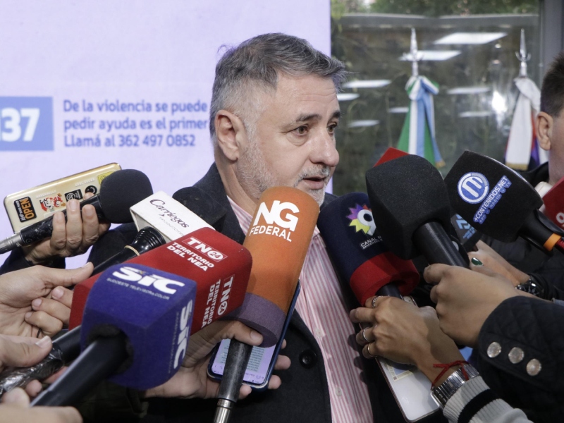 Caso Cecilia: “Se interviene porque así lo dice la ley”, aclaró el ministro Gómez Caso Cecilia: “Se interviene porque así lo dice la ley”, aclaró el ministro Gómez