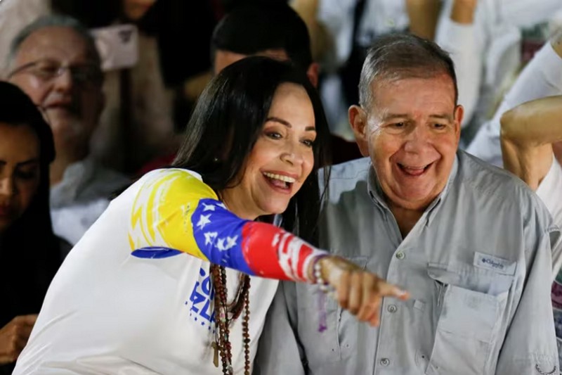 Abrumadoras encuestas de Venezuela: todas otorgan más de 20% de ventaja al candidato opositor Abrumadoras encuestas de Venezuela: todas otorgan más de 20% de ventaja al candidato opositor