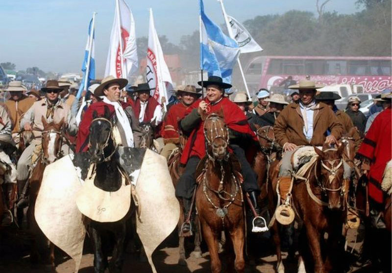 Todo listo para la 27° edición de la Cabalgata de la Fe, la fiesta popular arraigada en el corazón de todos los chaqueños Todo listo para la 27° edición de la Cabalgata de la Fe, la fiesta popular arraigada en el corazón de todos los chaqueños