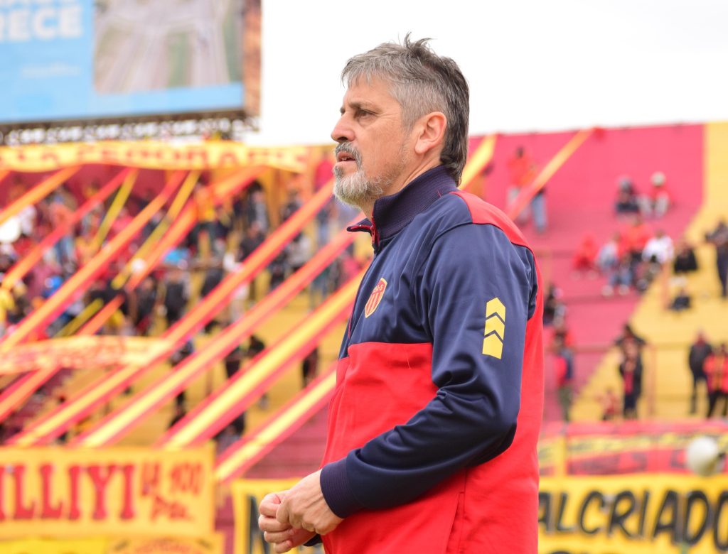 Federal A: El “Indio” Ortiz presentó su renuncia y dejará de ser DT de Sarmiento Federal A: El “Indio” Ortiz presentó su renuncia y dejará de ser DT de Sarmiento