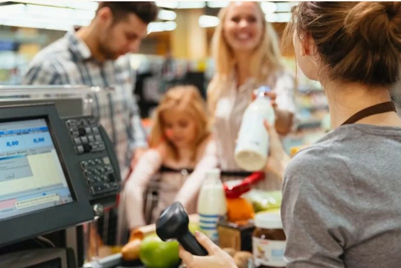 Más supermercados mayoristas ya aceptan dólares: a cuánto lo paga cada uno Más supermercados mayoristas ya aceptan dólares: a cuánto lo paga cada uno