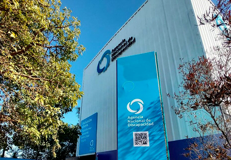 Denuncian gastos millonarios sin licitación en la Agencia Nacional de Discapacidad Denuncian gastos millonarios sin licitación en la Agencia Nacional de Discapacidad