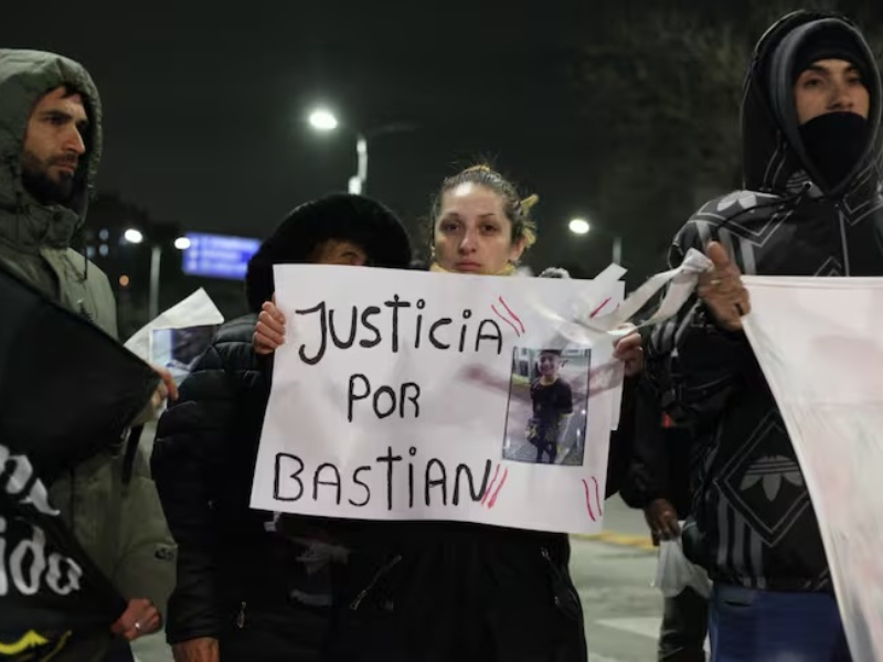 La justicia ordenó la inmediata detención del policía que mató a Bastián Escalante Montoya La justicia ordenó la inmediata detención del policía que mató a Bastián Escalante Montoya