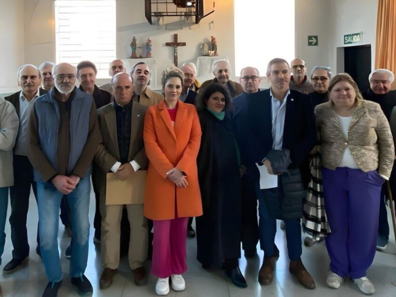 El Concejo Municipal de Castelli repudió la reunión de legisladores libertarios con genocidas El Concejo Municipal de Castelli repudió la reunión de legisladores libertarios con genocidas