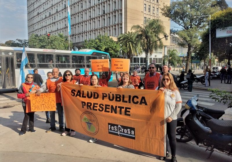 La APTASCH reclama al gobierno “apertura paritaria y previsión en la política salarial” La APTASCH reclama al gobierno “apertura paritaria y previsión en la política salarial”