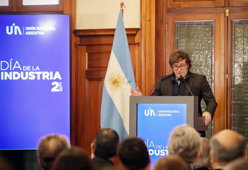 Milei anunció la “eliminación total” del Impuesto País desde el mes de diciembre Milei anunció la “eliminación total” del Impuesto País desde el mes de diciembre