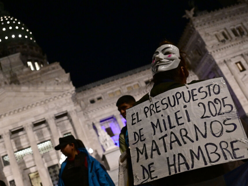 El pago de la deuda tendrá prioridad absoluta, por delante de cualquier otro gasto El pago de la deuda tendrá prioridad absoluta, por delante de cualquier otro gasto