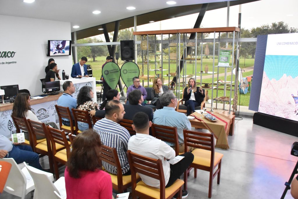 El gobierno provincial presentó el programa “Destinos y rondas de negocios Chaco-Tucumán”
