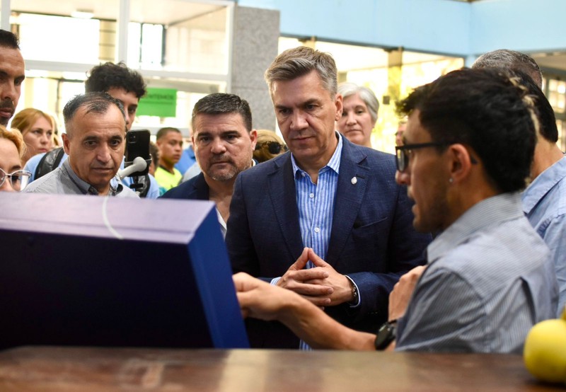 Turnos Digitales en Salud Pública: “Somos la segunda provincia que implementa este sistema”, resaltó Zdero Turnos Digitales en Salud Pública: “Somos la segunda provincia que implementa este sistema”, resaltó Zdero