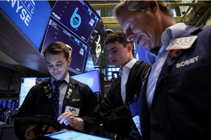 El riesgo país se acerca a 900 puntos: cuánto tiene que bajar para que Argentina pueda volver a los mercados El riesgo país se acerca a 900 puntos: cuánto tiene que bajar para que Argentina pueda volver a los mercados