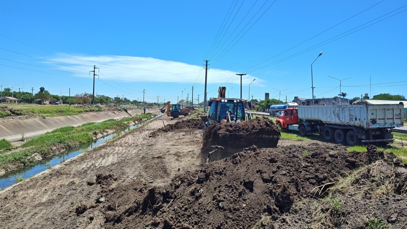 Trabajos de recuperación del Canal de Soberanía y el parquizado de la zona Trabajos de recuperación del Canal de Soberanía y el parquizado de la zona
