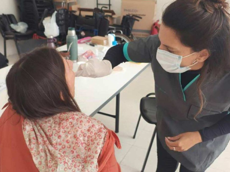 Un efecto invisibilizado de las fumigaciones: el impacto en la salud de los docentes rurales Un efecto invisibilizado de las fumigaciones: el impacto en la salud de los docentes rurales
