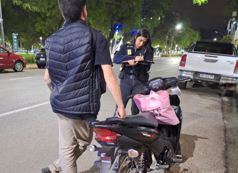 Secuestraron ocho motocicletas por falta de casco y documentación Secuestraron ocho motocicletas por falta de casco y documentación