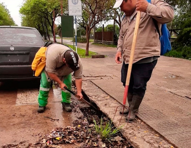 Alerta meteorológico: el municipio monitorea el sistema de desagües, hasta el momento, sin inconvenientes Alerta meteorológico: el municipio monitorea el sistema de desagües, hasta el momento, sin inconvenientes