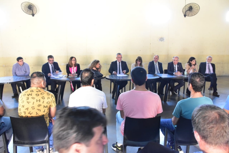 Inspección anual: miembros del STJ recorrieron el Complejo Penitenciario II de Sáenz Peña Inspección anual: miembros del STJ recorrieron el Complejo Penitenciario II de Sáenz Peña